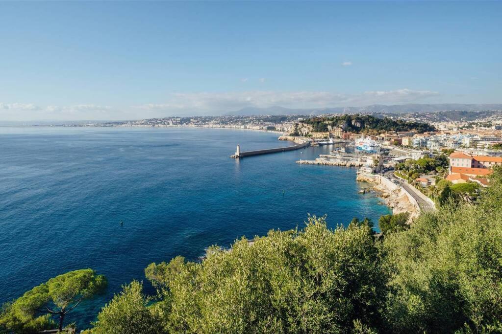 Appartement 2 Chambres Refait A Neuf, Climatise, A 2 Min De La Mer นีซ ภายนอก รูปภาพ